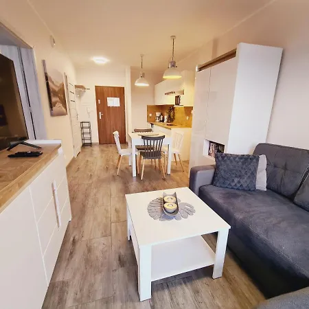 E5 Karpatia - 5d Apartamento *